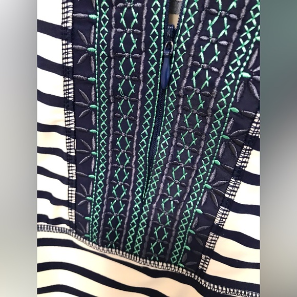 Cabana Life Embroidered Ruched Rash Guard - Picture 8 of 16